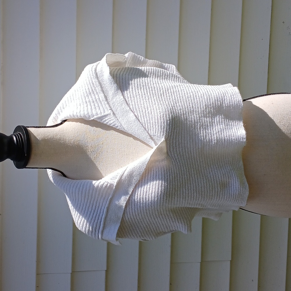 Sweater crop top size small